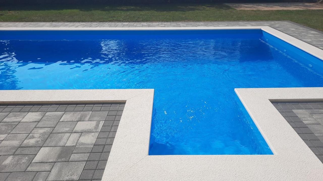 Apartman Ela Donji Rukavac Extérieur photo