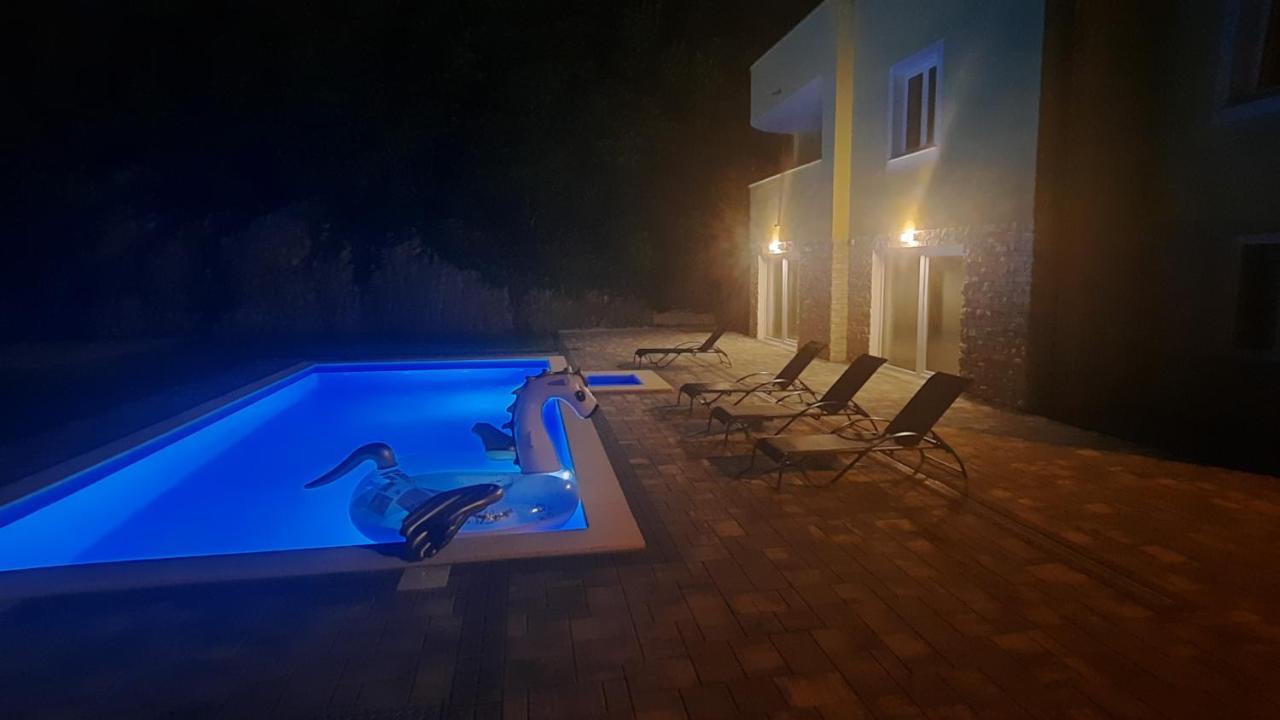 Apartman Ela Donji Rukavac Extérieur photo