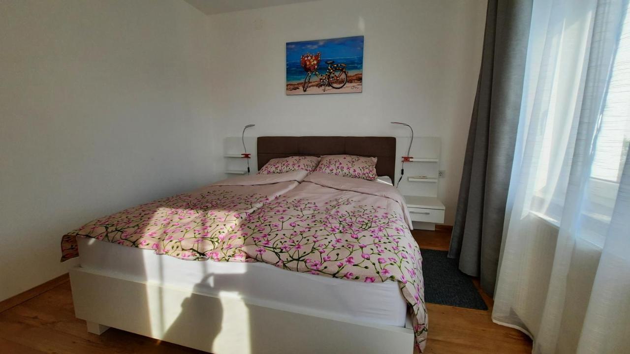 Apartman Ela Donji Rukavac Extérieur photo