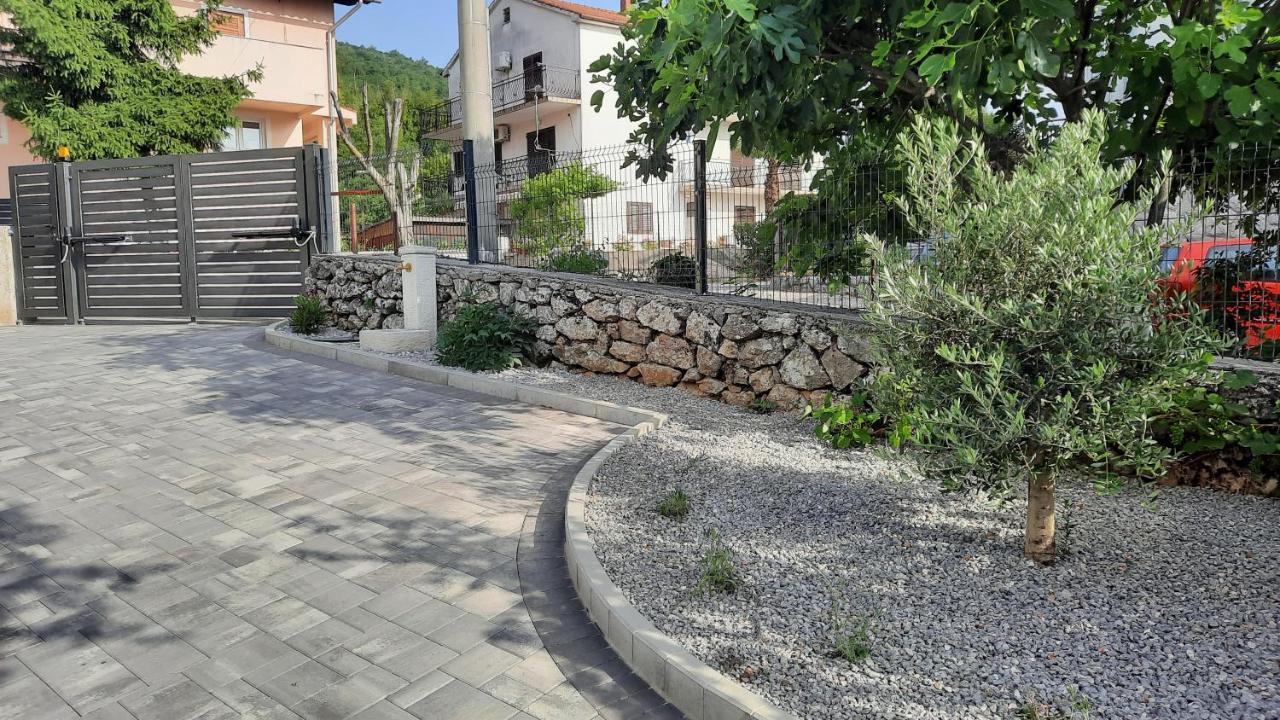 Apartman Ela Donji Rukavac Extérieur photo