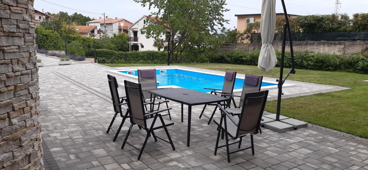 Apartman Ela Donji Rukavac Extérieur photo